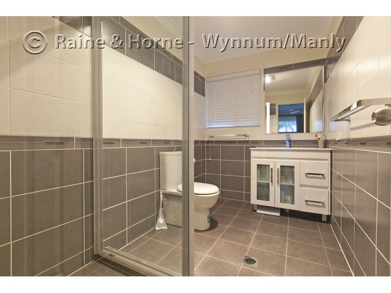 42 Plaza Street, Wynnum West QLD 4178