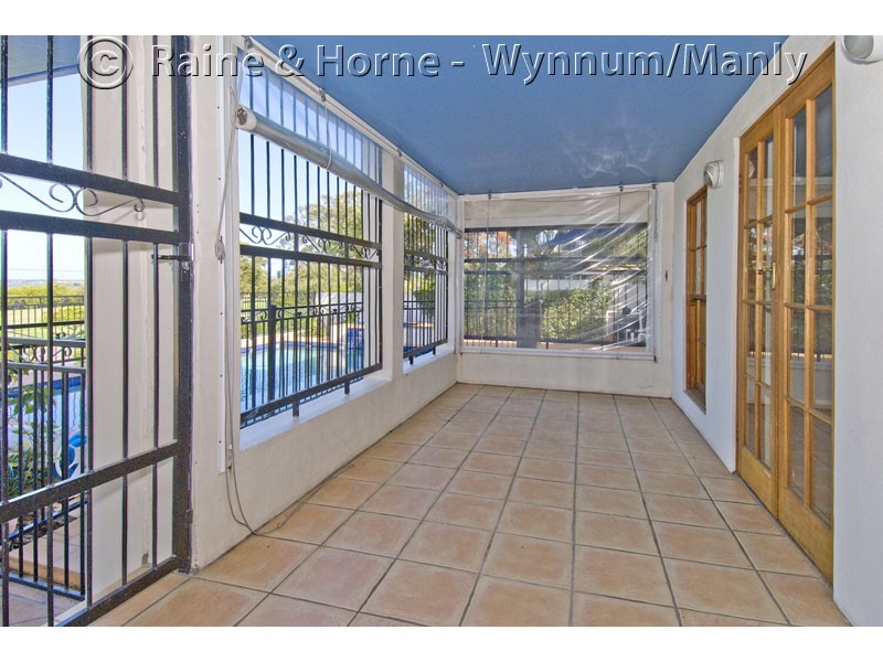 669a Esplanade, Lota QLD 4179