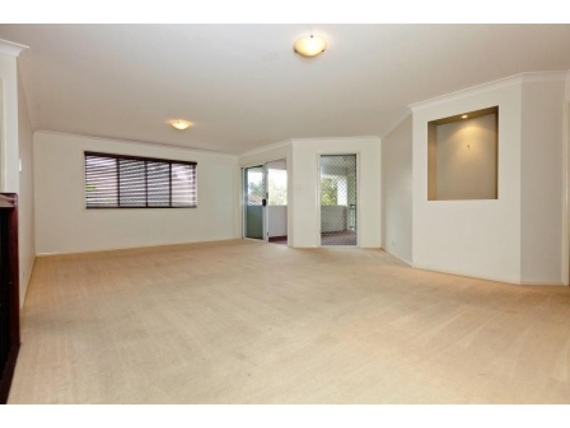 9 Daphne Place, Wakerley QLD 4154