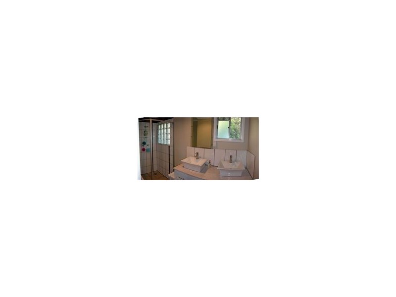 41 Arakurta St, Lota QLD 4179