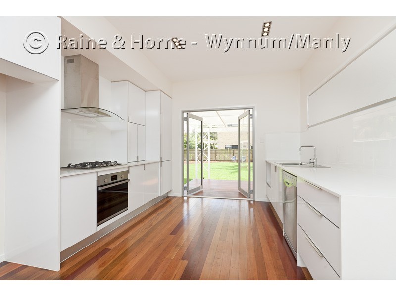 43 Stewart Parade, Manly QLD 4179