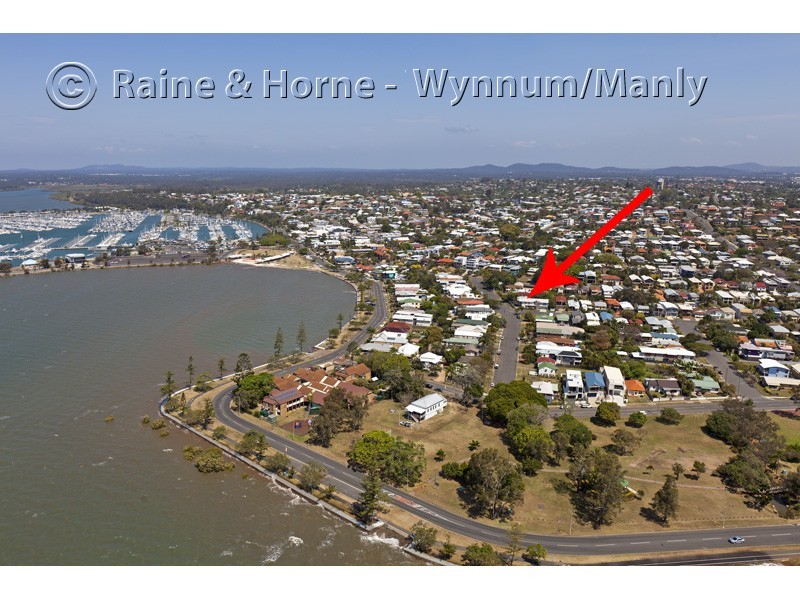 43 Stewart Parade, Manly QLD 4179