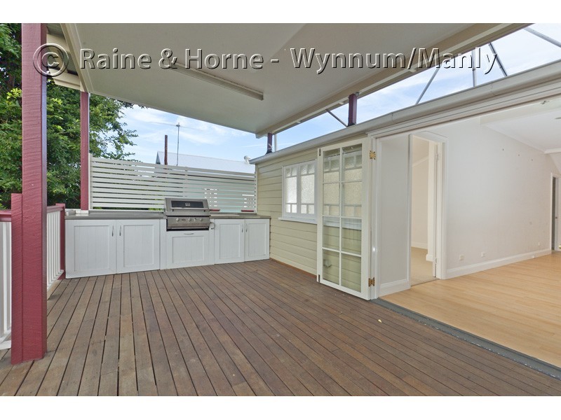 11 Pansy Street, Wynnum QLD 4178