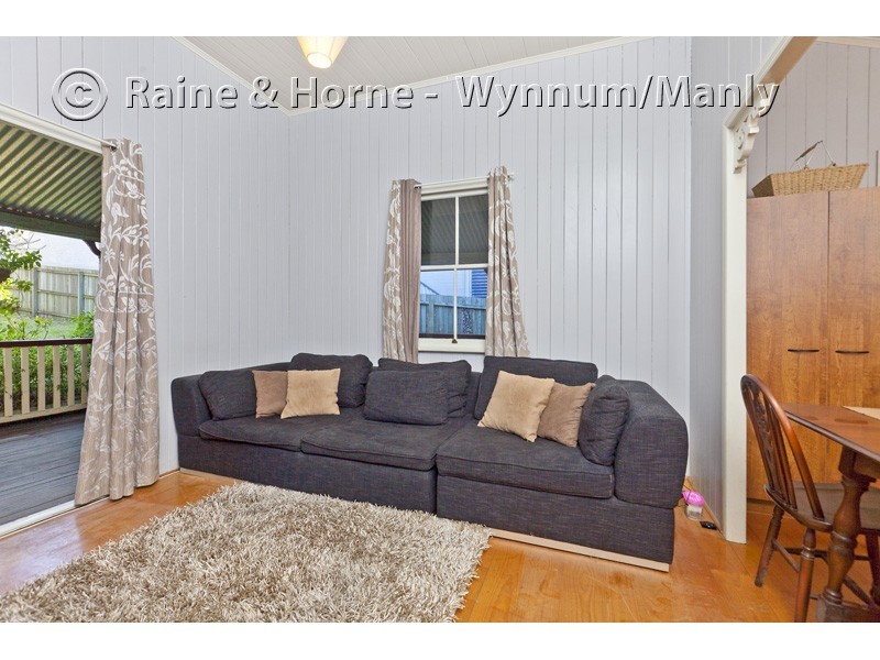 39 Gordon Parade, Manly QLD 4179