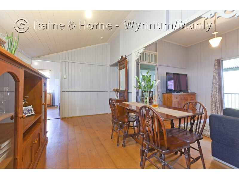 39 Gordon Parade, Manly QLD 4179