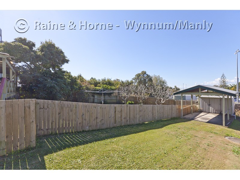 39 Gordon Parade, Manly QLD 4179