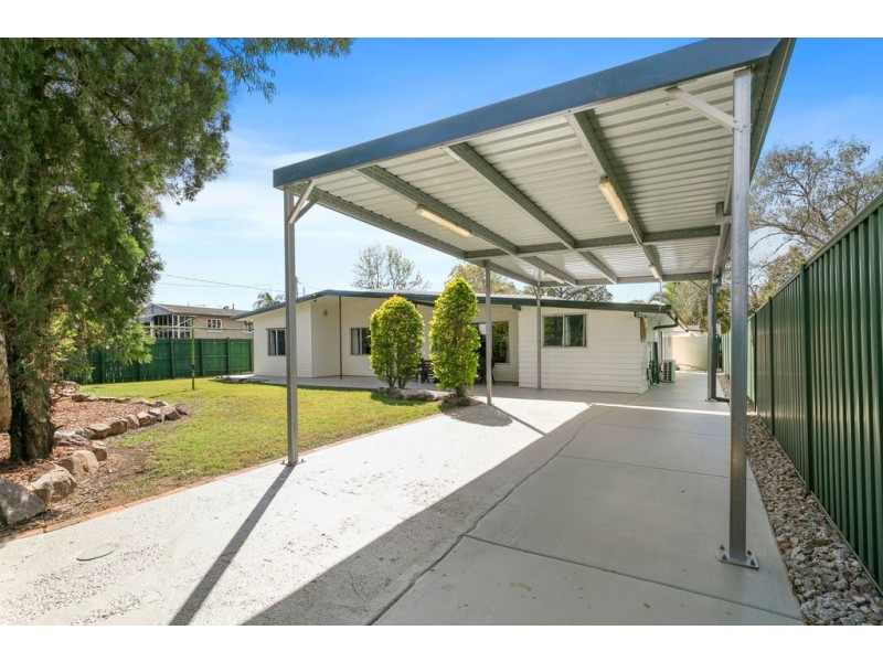 17 NORTH ROAD, Wynnum West QLD 4178