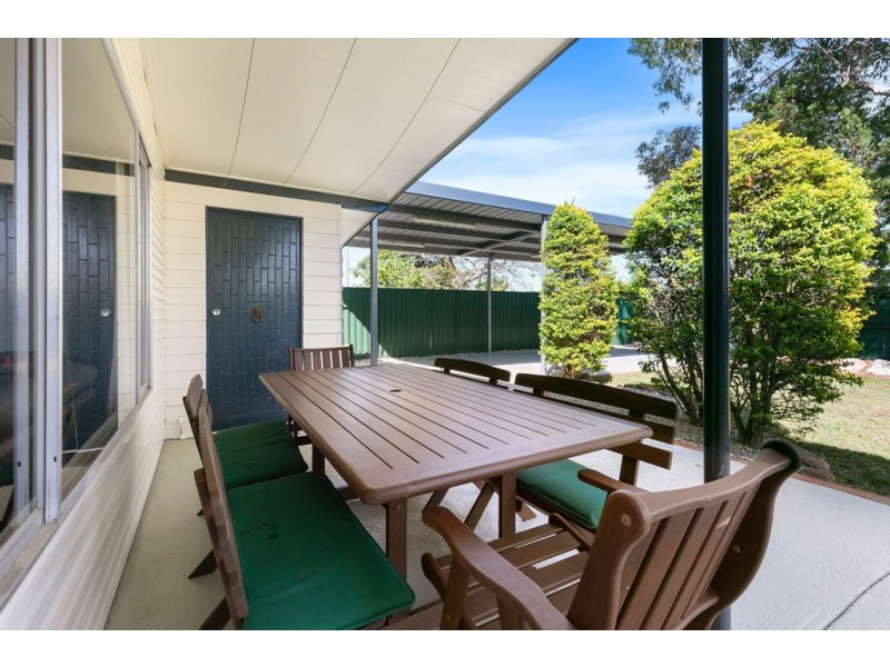 17 NORTH ROAD, Wynnum West QLD 4178