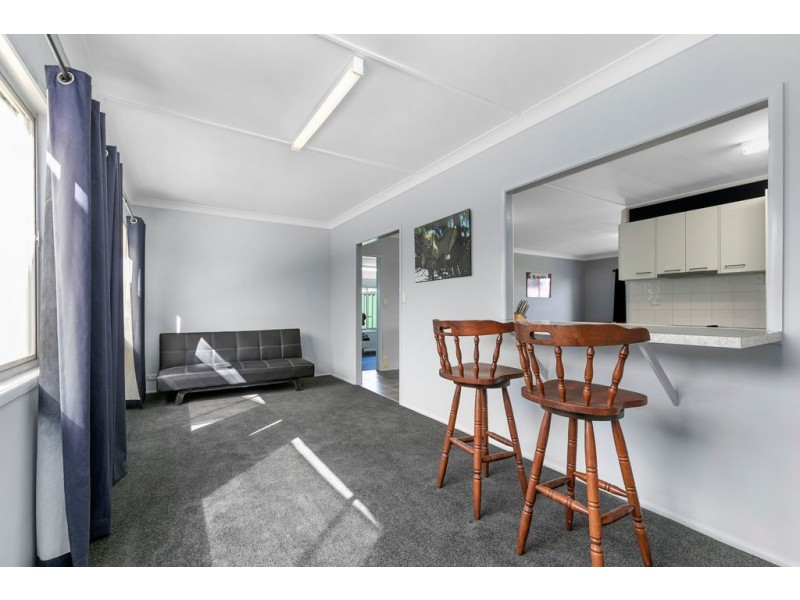 17 NORTH ROAD, Wynnum West QLD 4178