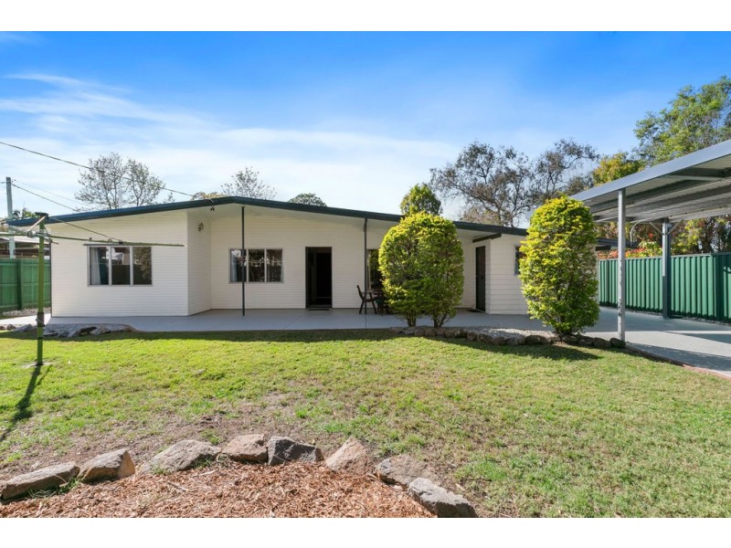 17 NORTH ROAD, Wynnum West QLD 4178