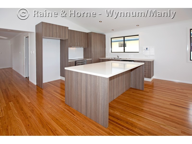 102 Gordon Parade, Manly QLD 4179