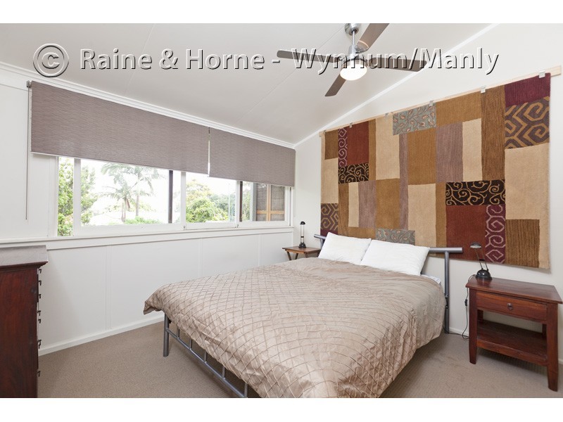 56 Gordon Parade, Manly QLD 4179