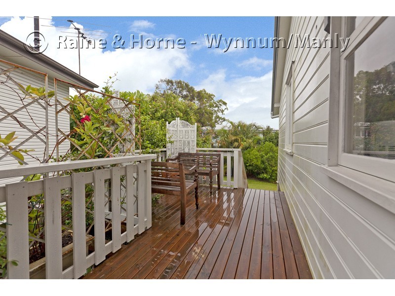 56 Gordon Parade, Manly QLD 4179