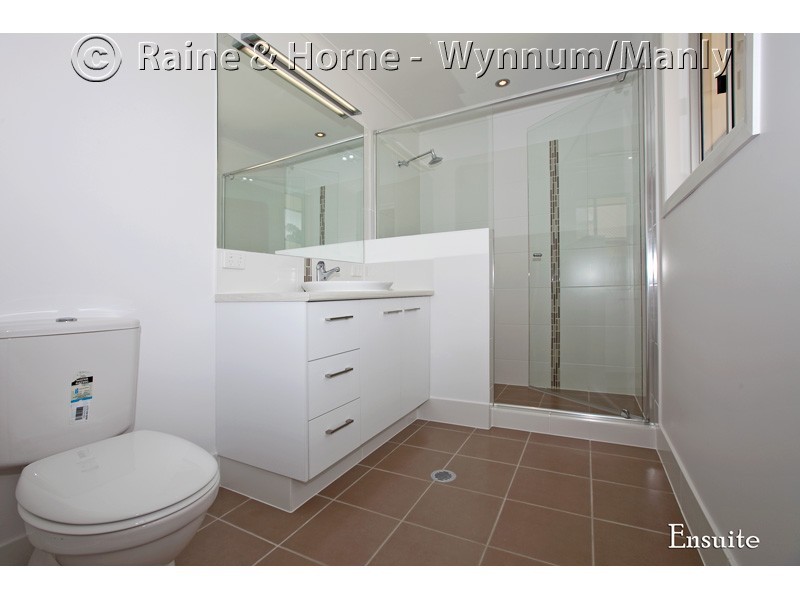 104 Gordon Parade, Manly QLD 4179