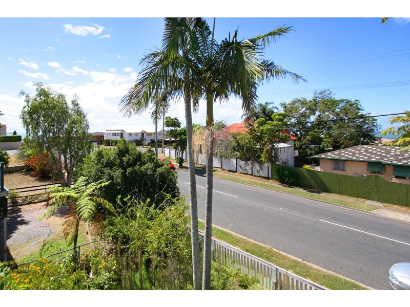 104 Gordon Parade, Manly QLD 4179