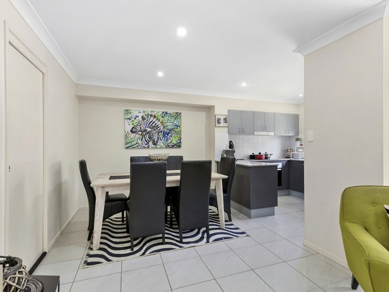 37/11 TRIPCONY PLACE, Wakerley QLD 4154