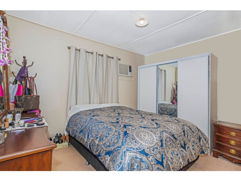 815 ESPLANADE, Lota QLD 4179