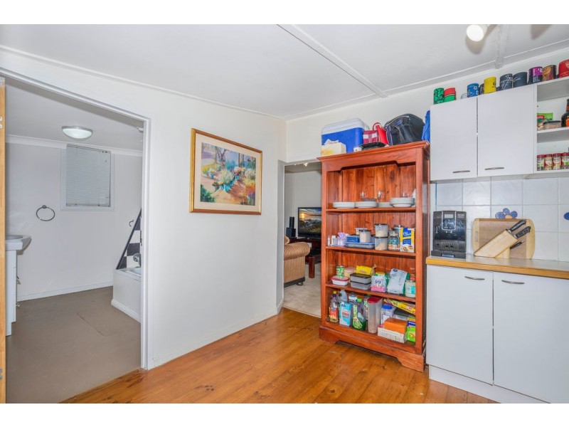 815 ESPLANADE, Lota QLD 4179