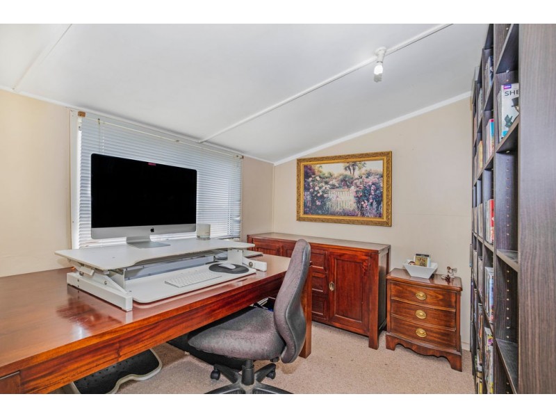 815 ESPLANADE, Lota QLD 4179