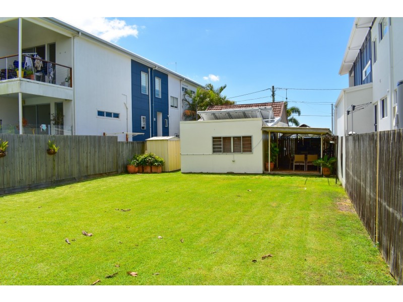 815 ESPLANADE, Lota QLD 4179