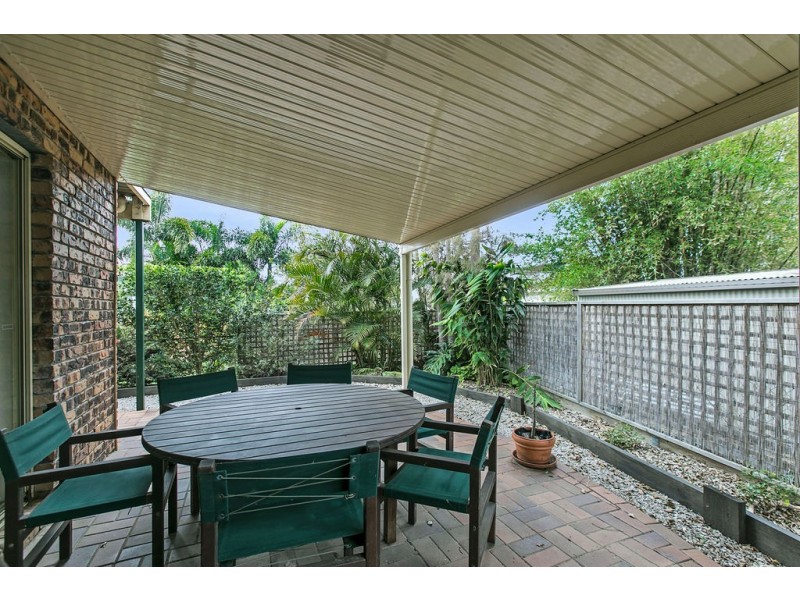 32 BELLEVUE PARADE, Lota QLD 4179