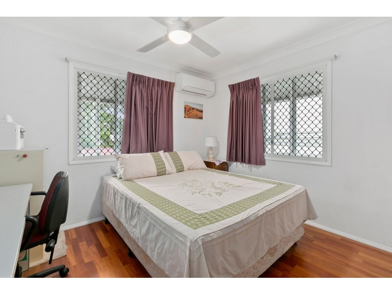 765 ESPLANADE, Lota QLD 4179