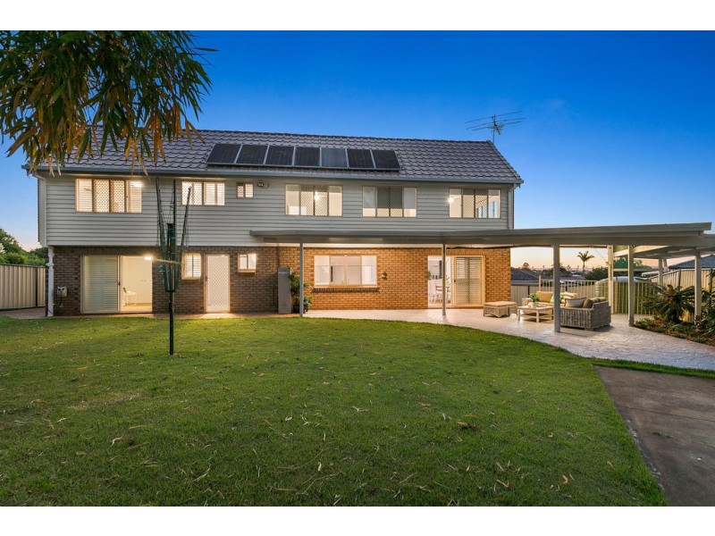 1 Teraglin Street, Manly West QLD 4179