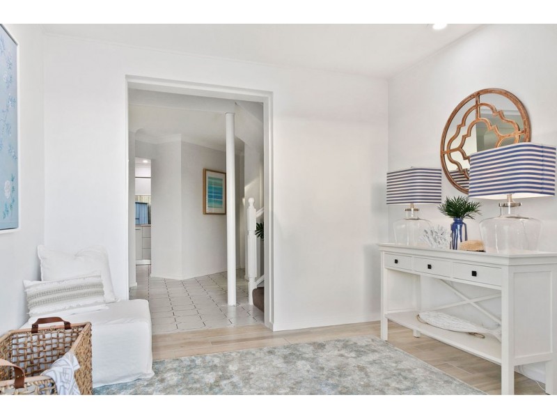 1 Teraglin Street, Manly West QLD 4179