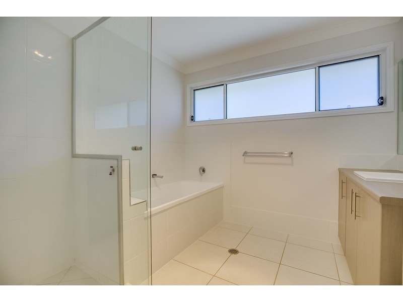 106 Drayton Terrace, Wynnum QLD 4178