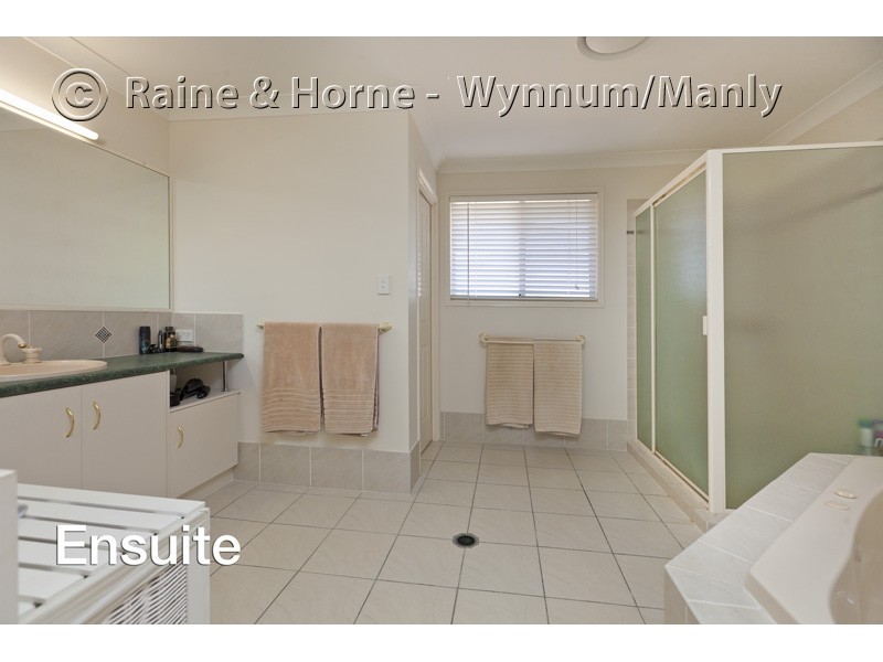 50 Sweetapple Place, Manly West QLD 4179