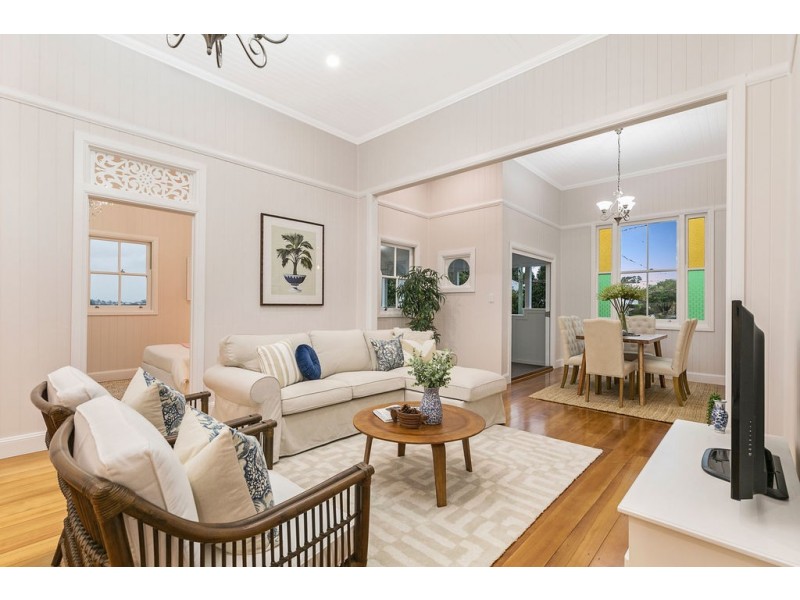 12 TINGAL ROAD, Wynnum QLD 4178