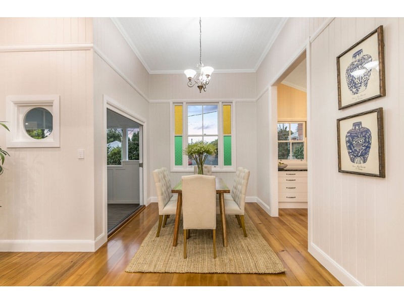 12 TINGAL ROAD, Wynnum QLD 4178