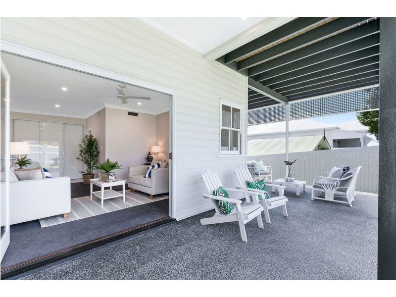 12 TINGAL ROAD, Wynnum QLD 4178