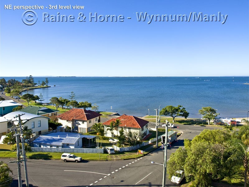 18 Nelson Parade, Manly QLD 4179