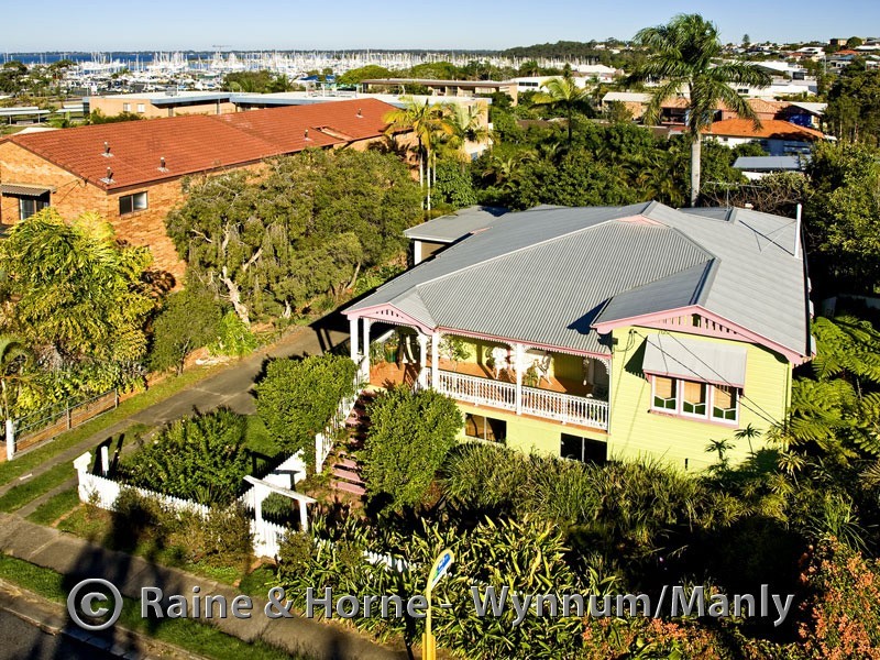 18 Nelson Parade, Manly QLD 4179