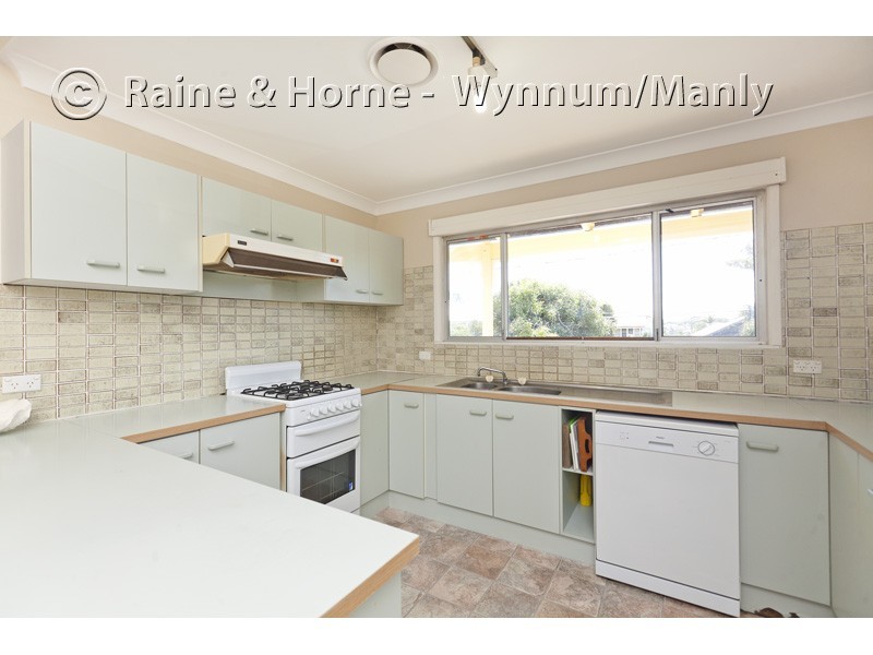 36 Waterview Street, Wynnum QLD 4178