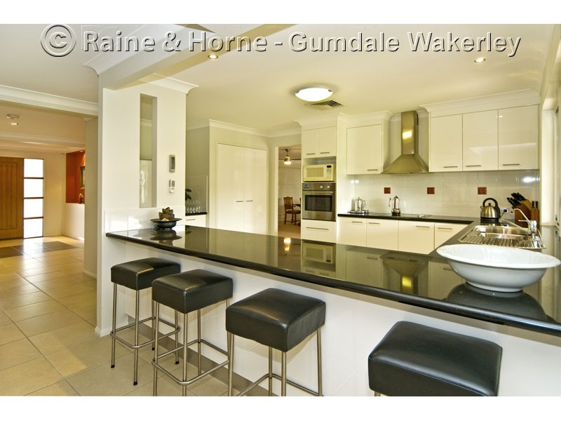 32 John Street, Manly West QLD 4179