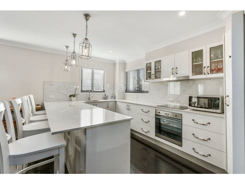 21/15 OASIS CLOSE, Manly West QLD 4179