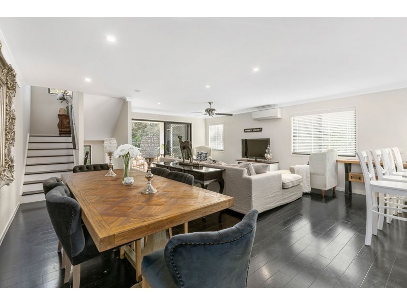 21/15 OASIS CLOSE, Manly West QLD 4179