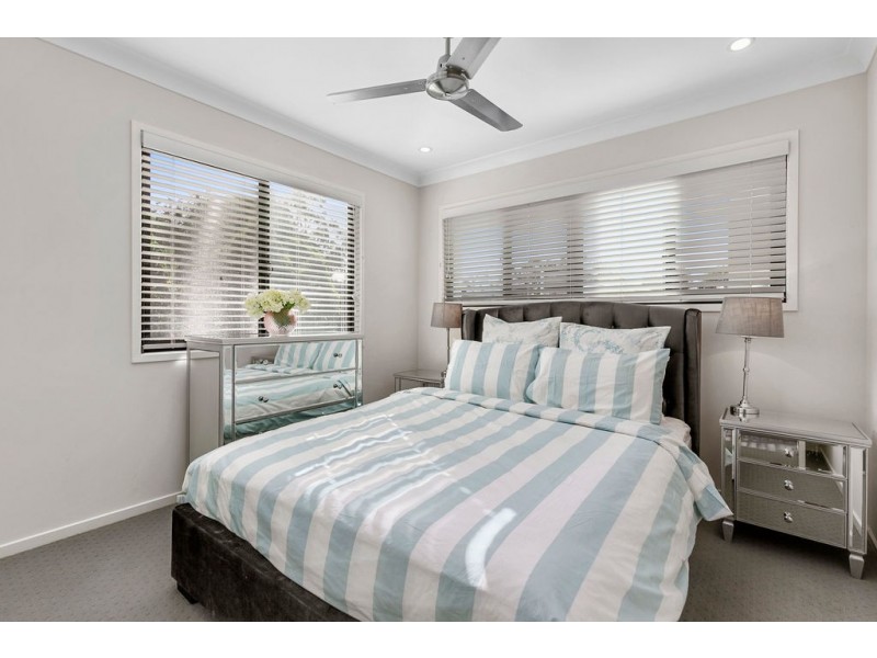 21/15 OASIS CLOSE, Manly West QLD 4179