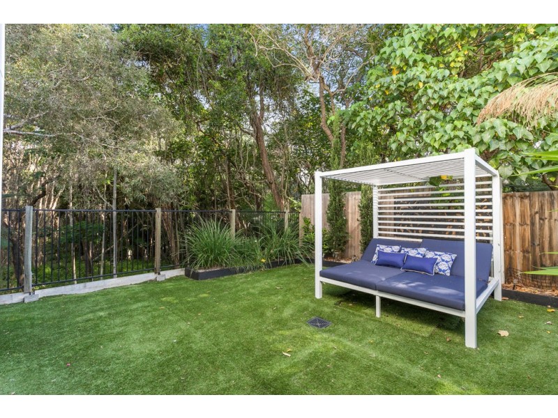 21/15 OASIS CLOSE, Manly West QLD 4179