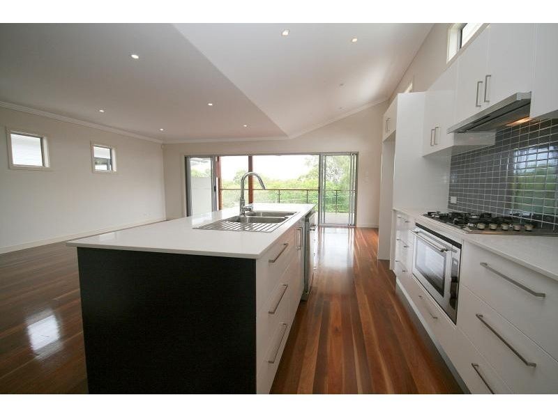 120 Alistair Street, Lota QLD 4179