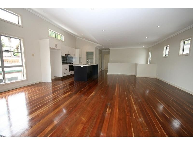 120 Alistair Street, Lota QLD 4179