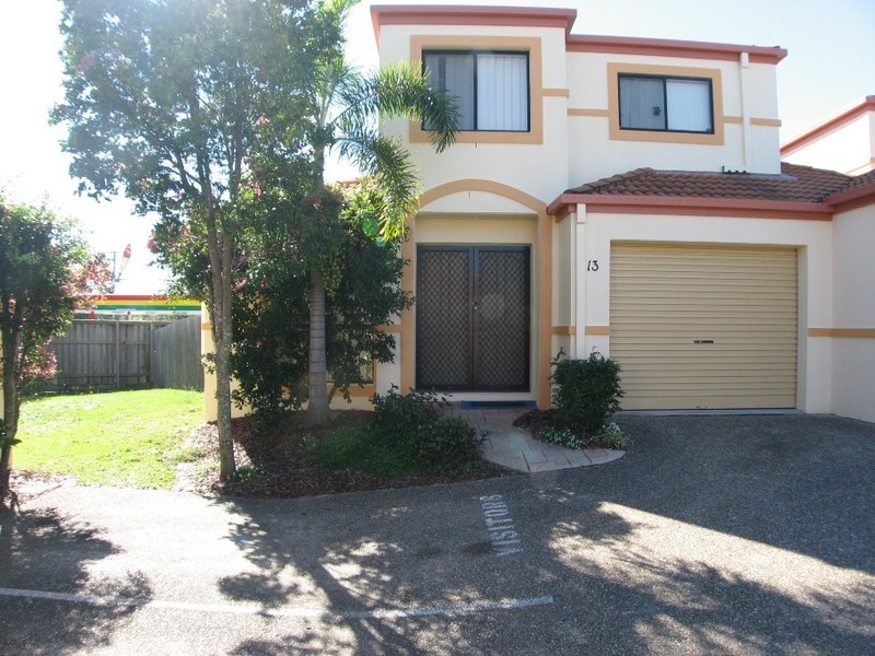 13/74 PLAZA STREET, Wynnum West QLD 4178