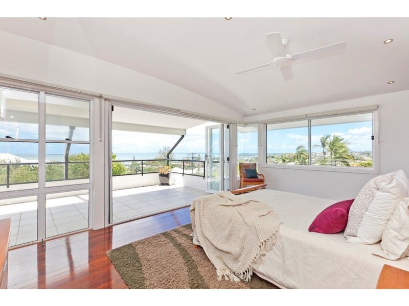 71 Adam Street, Wynnum QLD 4178