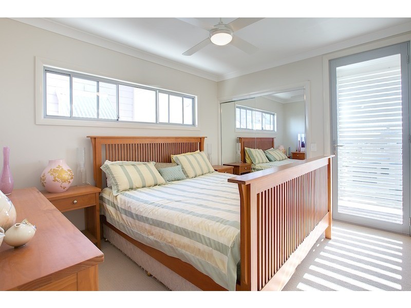 86 Cedar Street, Wynnum QLD 4178