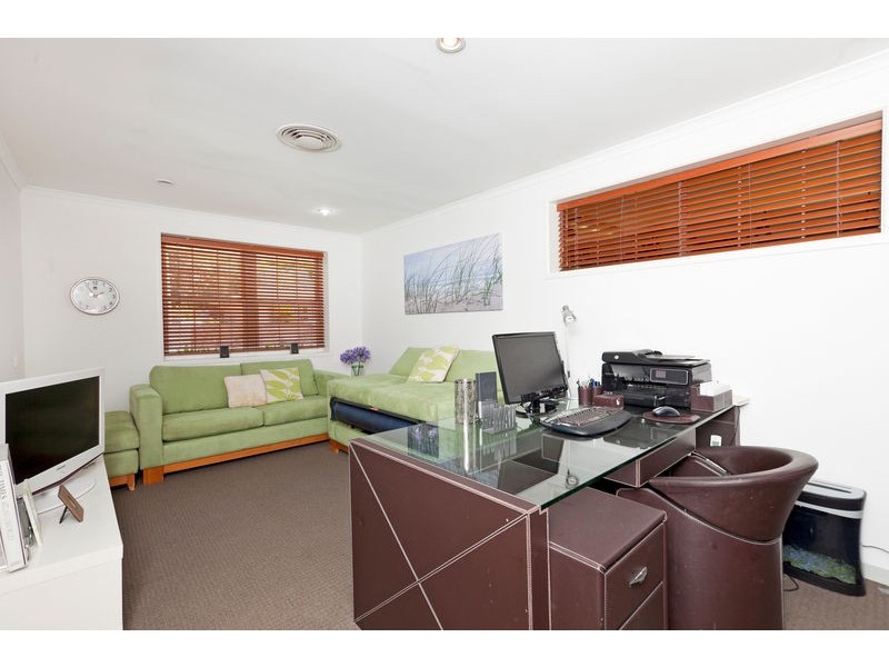24 Cransten Street, Wynnum QLD 4178