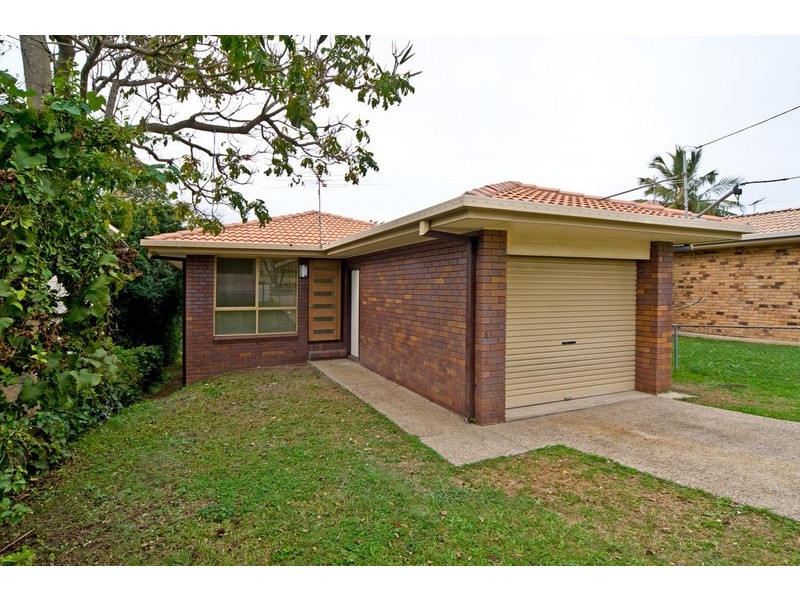 45 Buderim Street, Manly QLD 4179