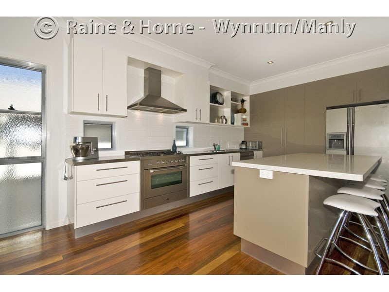 73  Boswell Tce, Manly QLD 4179