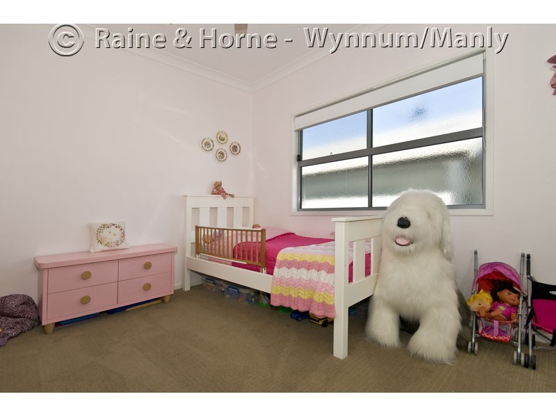 73  Boswell Tce, Manly QLD 4179